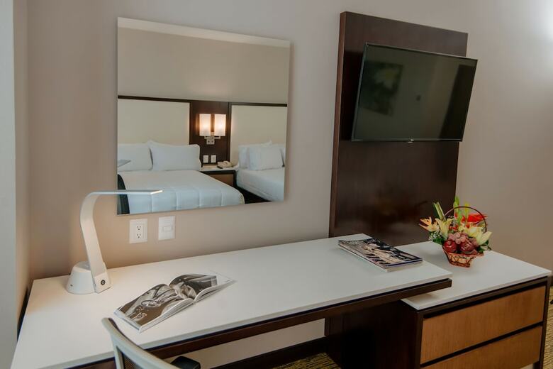 Hotel Hilton Garden Inn Puebla Angel�polis
