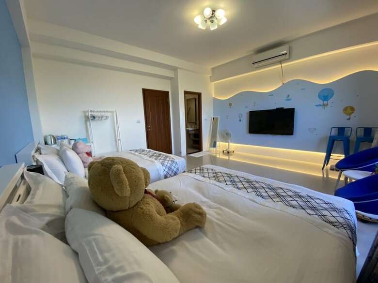 Hotel Riverside Guesthouse