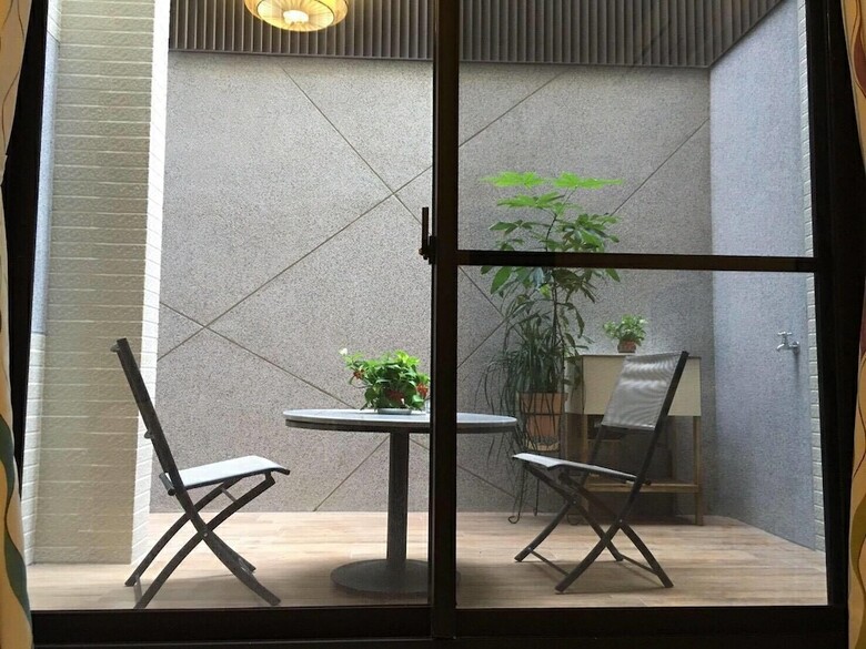 Hotel Riverside Guesthouse