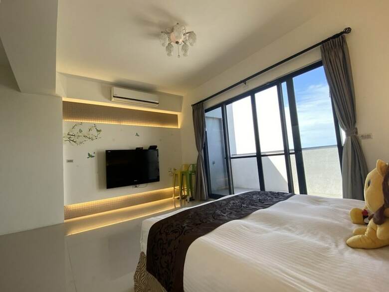 Hotel Riverside Guesthouse