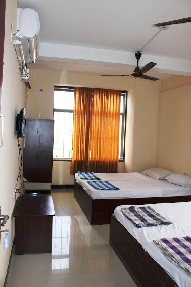 Hotel Aishvarya Residency