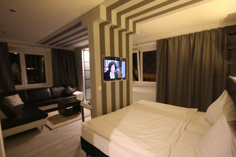 Hotel Sl'otel - Budget