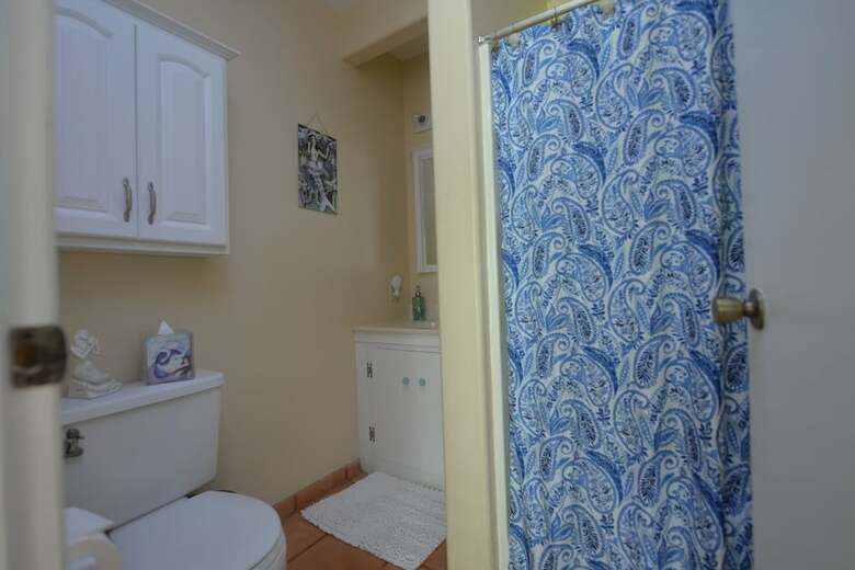 Bed & Breakfast Mermaid Dreams