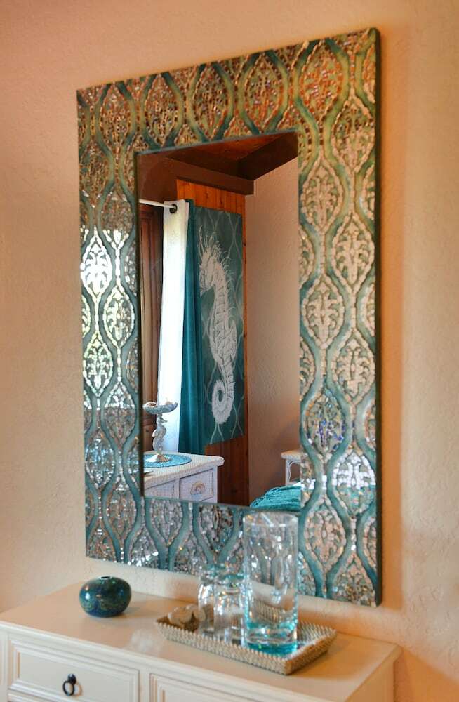 Bed & Breakfast Mermaid Dreams