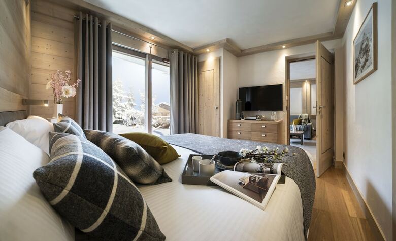 Hotel Le Roc Des Tours