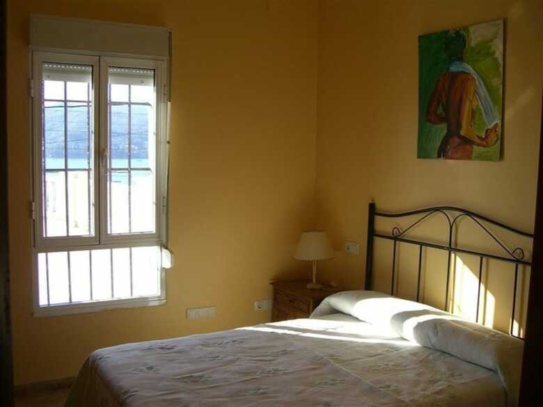 Pontevedra 100119 2 Bedroom Apartment By Mo Rentals