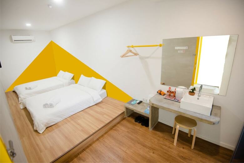 Vrest Hotel