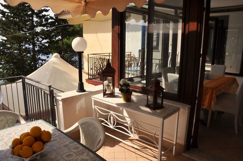 Villa Laura Apartment Sea View