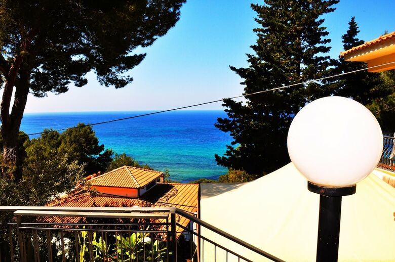 Villa Laura Apartment Sea View