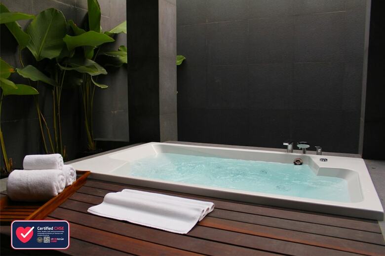 The Luxton Cirebon Hotel And Convention