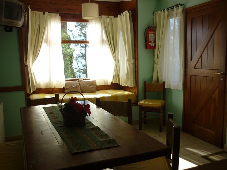 Aparthotel Bungalows Los Cipresales