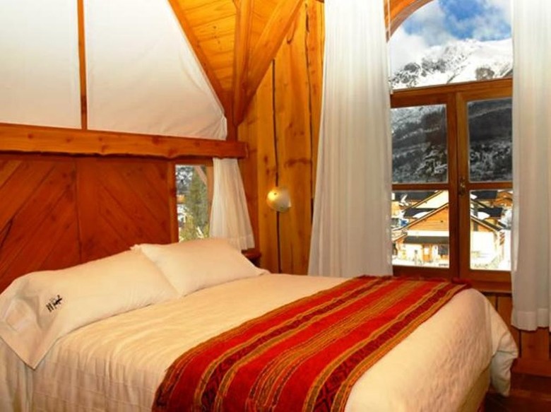 Lodge Caba�as Aquelarre Catedral
