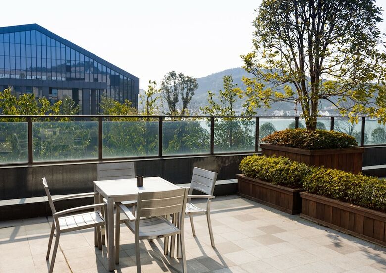 Apartamento Hilton Ningbo Dongqian Lake Resort