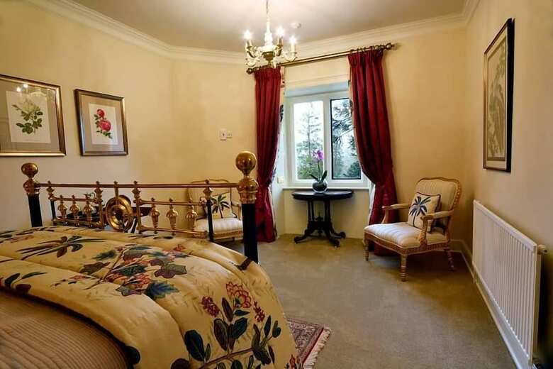 Pale Hall Hotel