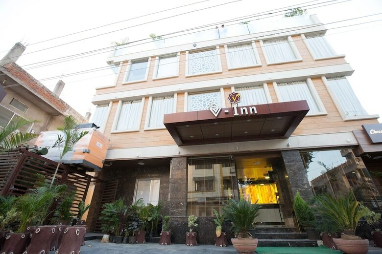 Hotel White Mushroom Jaipur V-inn