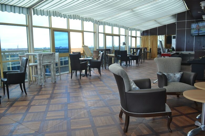 Noubou International Hotel
