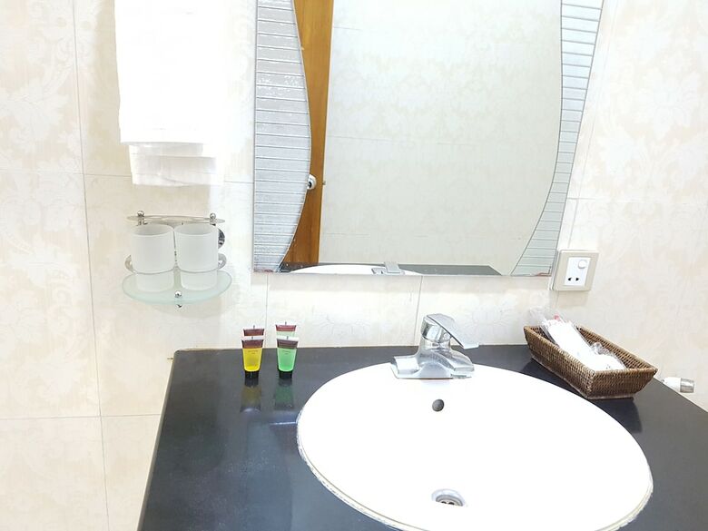 Myat Nan Yone Hotel