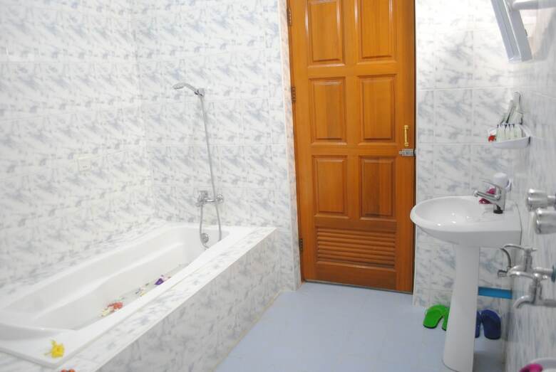 Myat Nan Yone Hotel
