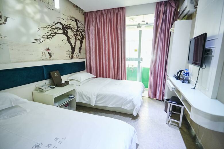 Xinghe Xinfeng Hotel - Railway Station