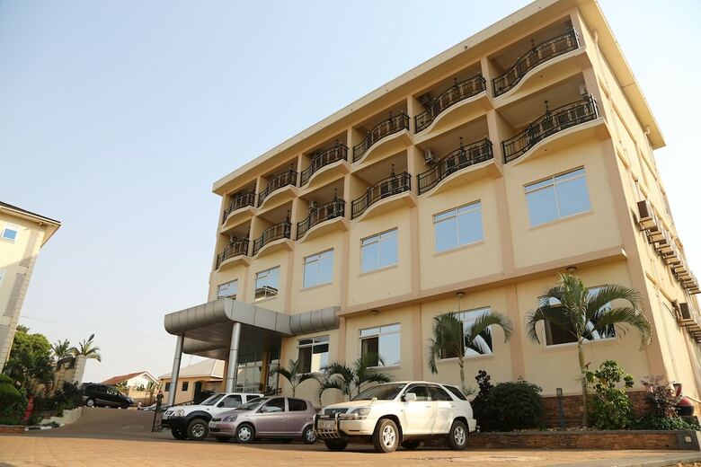 Serene Suites Hotel