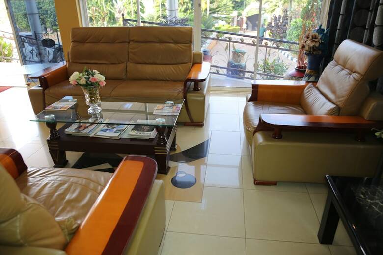 Serene Suites Hotel