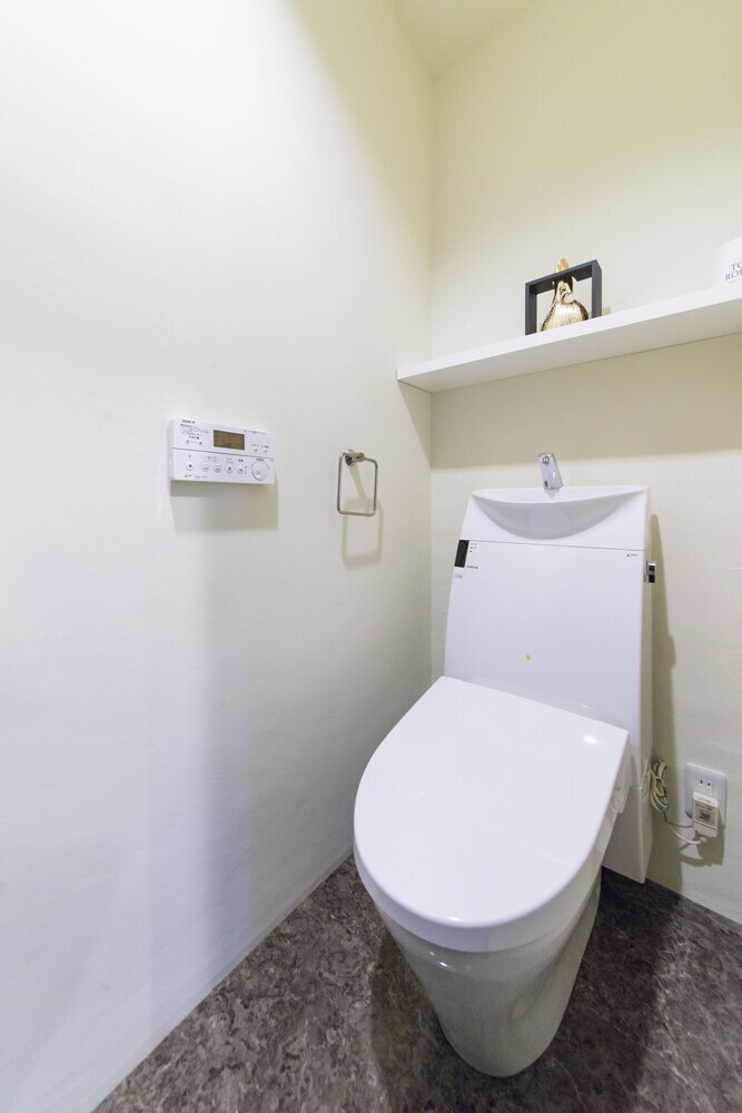 Apartamentos Secret House Makishi