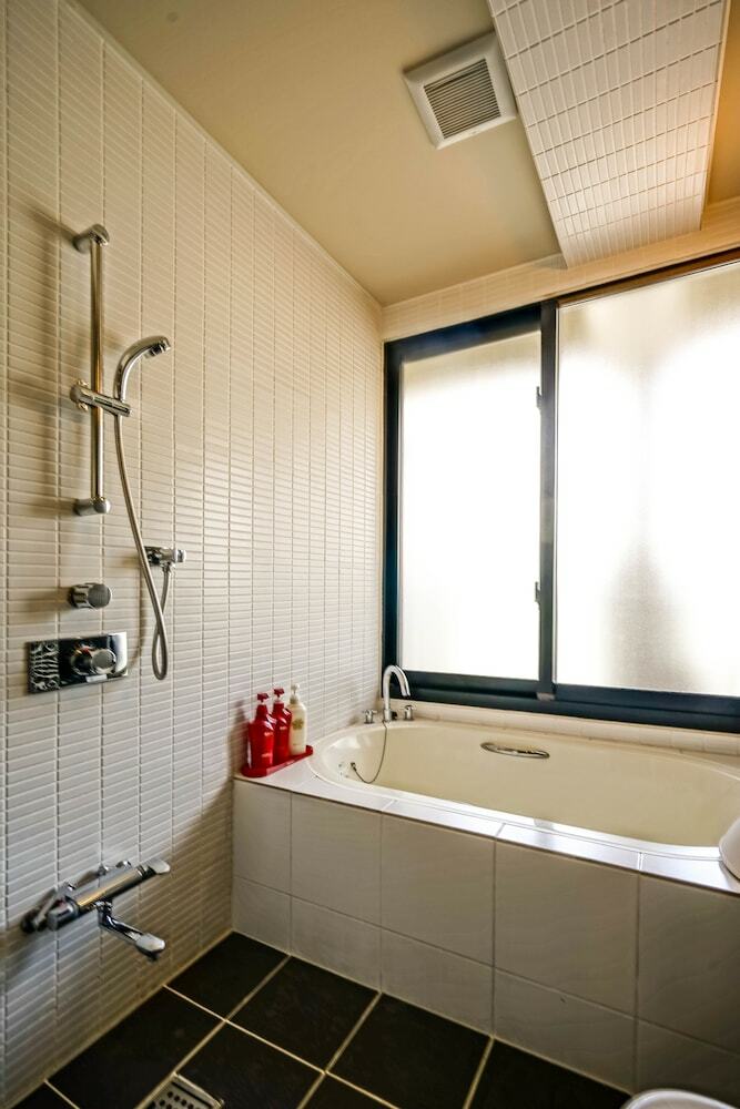 Apartamentos Secret House Makishi