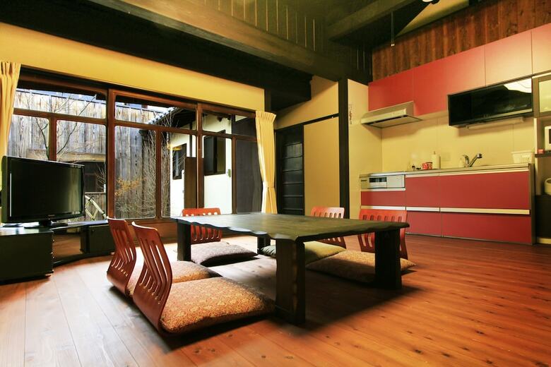 Yamanaka Guest House