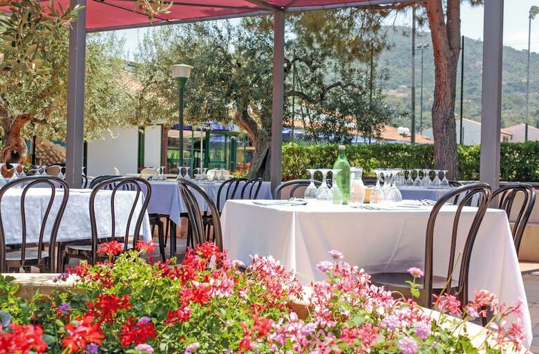 Hotel Sporting Cefal�