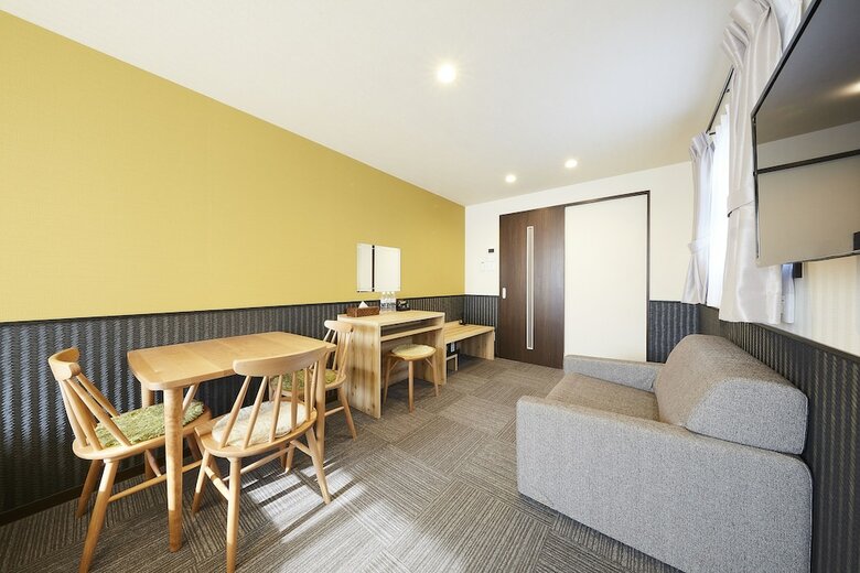 Apartamentos Rinn Nijo Castle