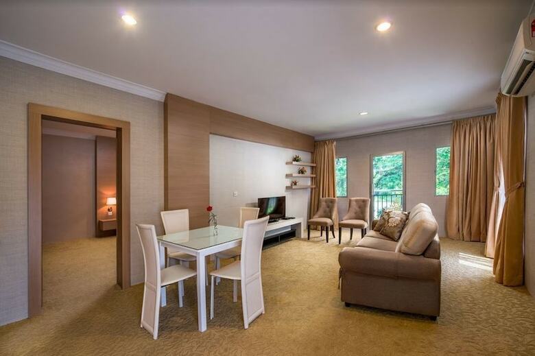 Hotel Lanai Casuarina Cempaka Sari