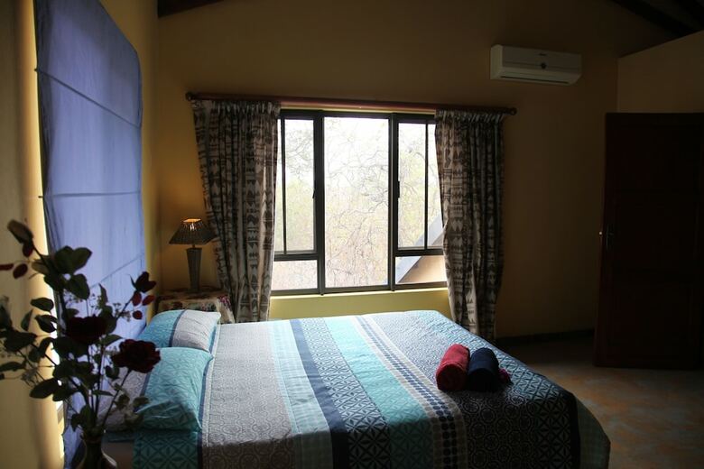 Hotel Lili Bush Guesthouse