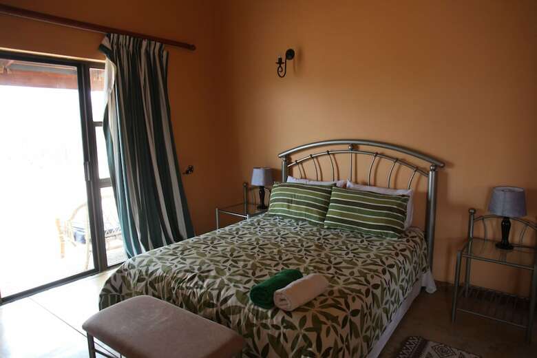 Hotel Lili Bush Guesthouse