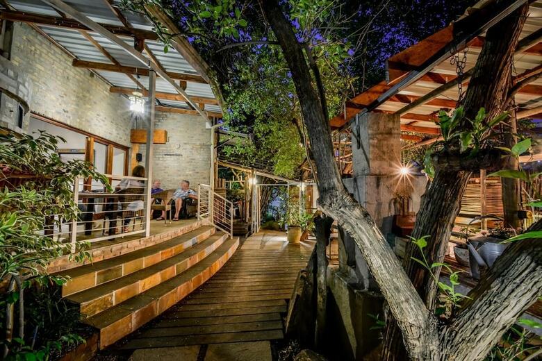 Hotel Zebrina Guest House