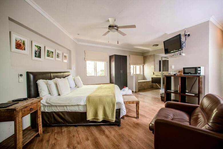 Hotel Zebrina Guest House