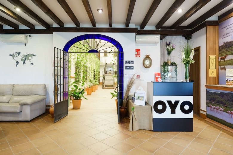 Hostal Oyo El Roc�o Azul
