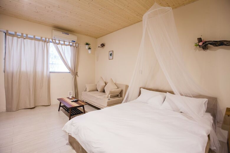 Hotel House 22