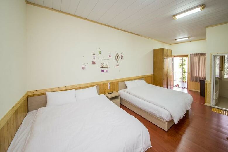 Bed & Breakfast Huansan Hotel