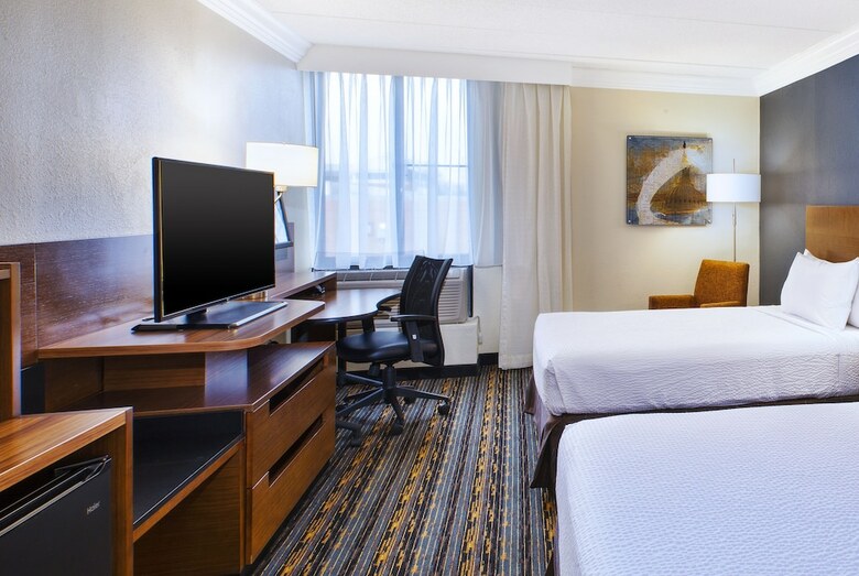 Hotel Fairfield By Marriott Inn & Suites Herndon Reston