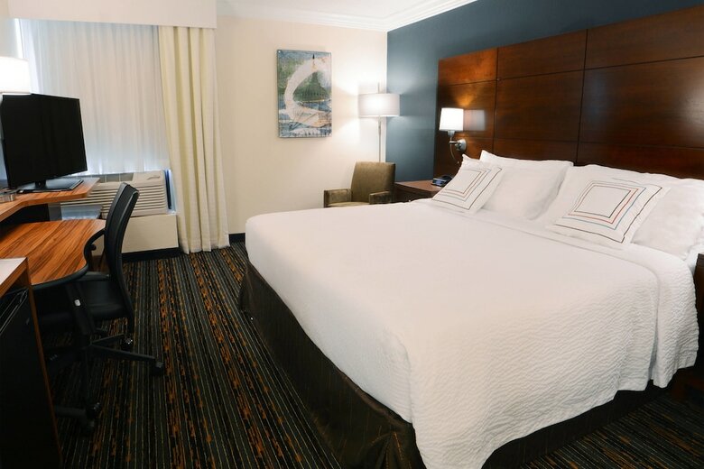 Hotel Fairfield By Marriott Inn & Suites Herndon Reston