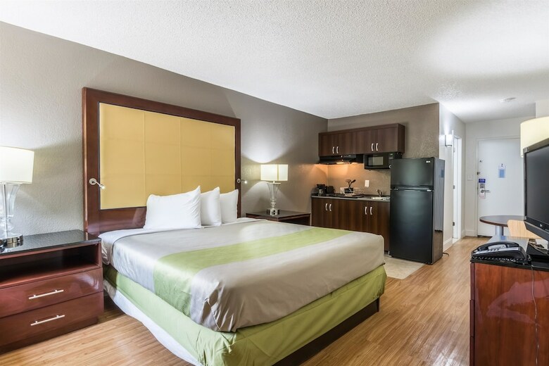 Hotel Studio 6 Charlotte Nc