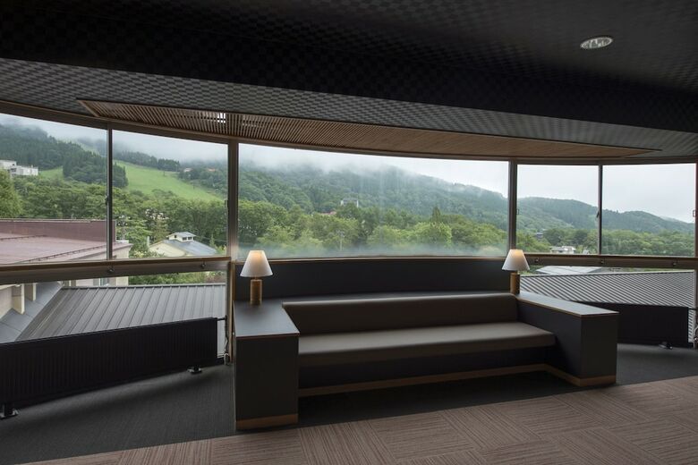 Hotel Lucent Takamiya