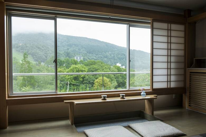 Hotel Lucent Takamiya