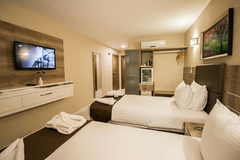 Hotel Business Han