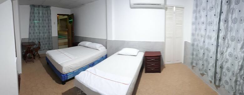 Hotel Hostal Palmeras Playa Milina
