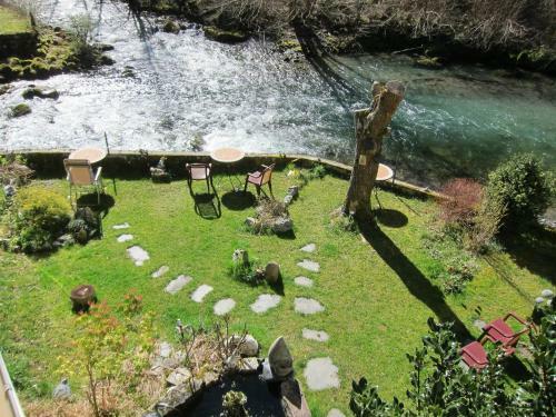 Hotel Auberge Des Deux Rivi�res