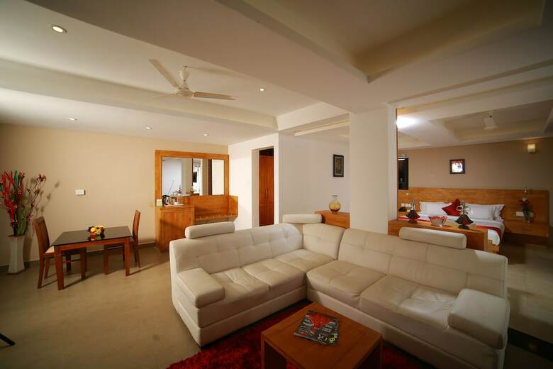 Hotel The Munnar Queen