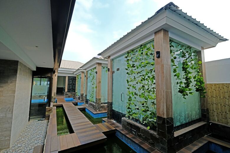 Batam Harbour Hotel & Spa