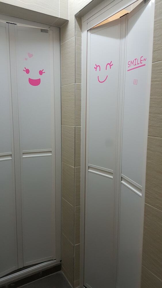 Hostal Melaka In Seoul & Cook Guest House - Hostel