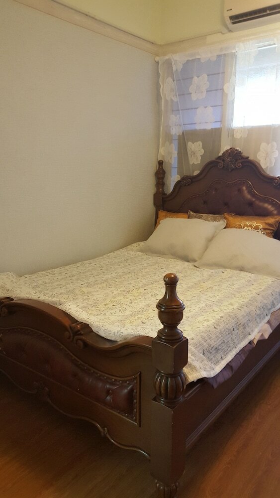 Hostal Melaka In Seoul & Cook Guest House - Hostel